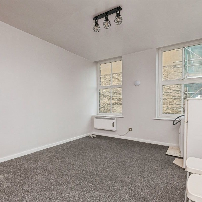 Byram Street, HUDDERSFIELD - Photo 1