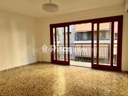 Piso en alquiler en Centro - Photo 2