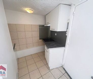 A louer Marseille 13004 BLANCARDE MONTOLIVER Type 1/2 - Photo 2