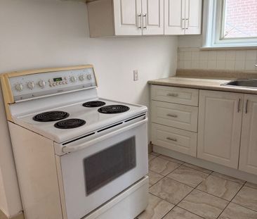 For Lease - 103 Coe Hill Drive Unit# Lower Level, Toronto, Ontario - Photo 3