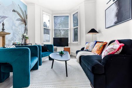 2 bedroom serviced apartment to rent - Photo 5