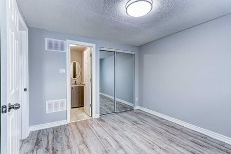 For Lease - 16 Normandy Place, Oakville, Ontario - Photo 3