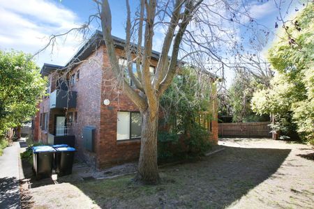 5/9 Osborne Avenue, Glen Iris VIC 3146 - Photo 3