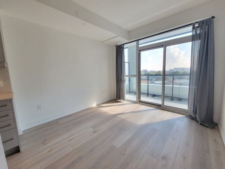 For Lease - 60 George Butchart Drive Unit# 612, Toronto, Ontario - Photo 5