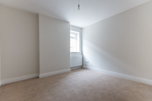 Sunnyhill Road, Streatham, SW16 2UG - Photo 1