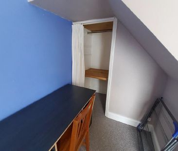 Merton Road - Photo 2