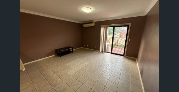 View Wednesday at 4:00pm - 4:15pm - Photo 1