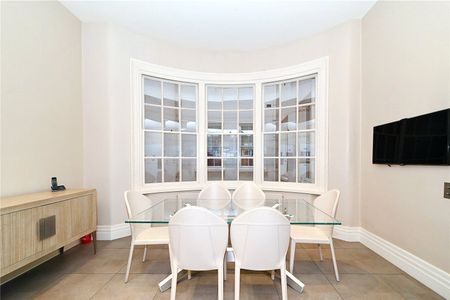 Upper Grosvenor Street, Mayfair - Photo 5