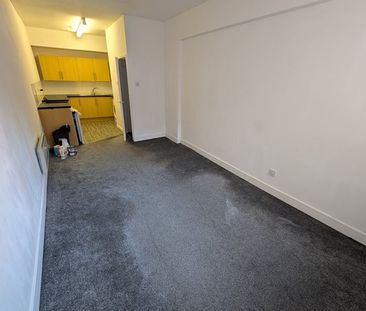 1 Bed Flat, Oldham Street, M4 - Photo 5