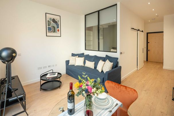 Great West Road - Photo 1