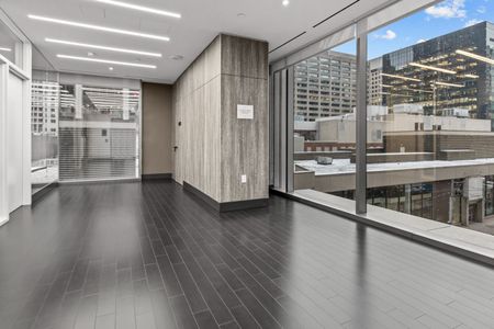 For Lease - 8 Cumberland Street Unit# 4205, Toronto, Ontario - Photo 3