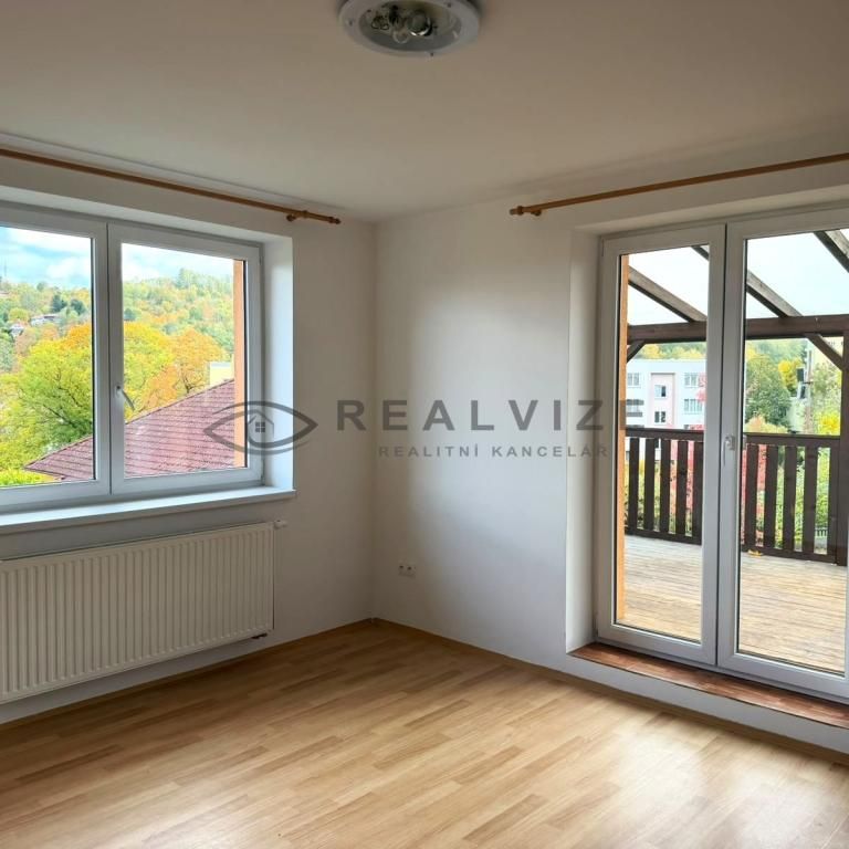 Pronájem bytu 2+kk 61 m2 - Fotografie 1
