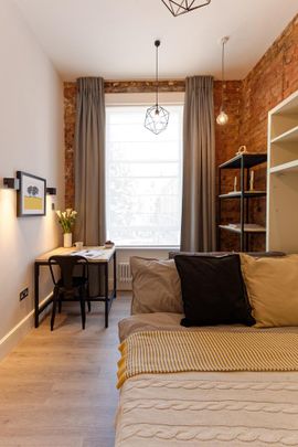 Studio to rent - Photo 1