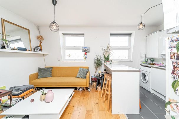 1 bedroom flat to rent - Photo 1