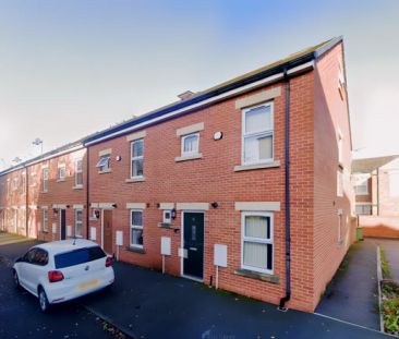 3 bedroom flats - Photo 6
