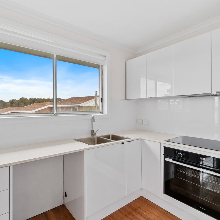 6 Kirby Court West Hobart TAS 7000 Australia - Photo 1