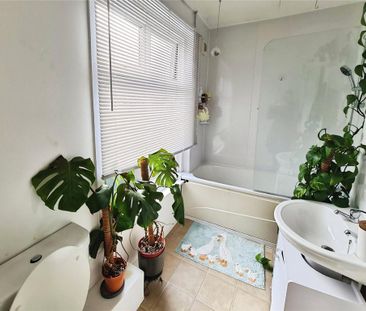 5 bedroom house to rent - Photo 1