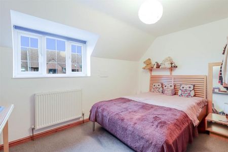 2 bedroom terraced house to rent - Photo 2