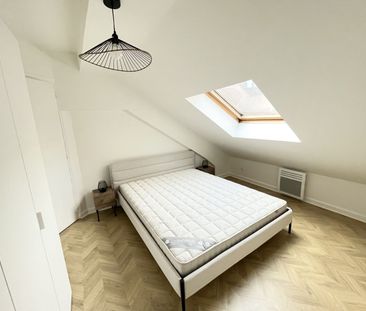 Très beau T2 duplex dans le Vieux-Lille ! réf G661-8 - Photo 4