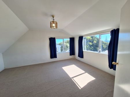 Comfortable home with nice outlook - Photo 4