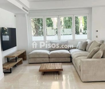 Chalet en alquiler en Zona Pueblo - Photo 2