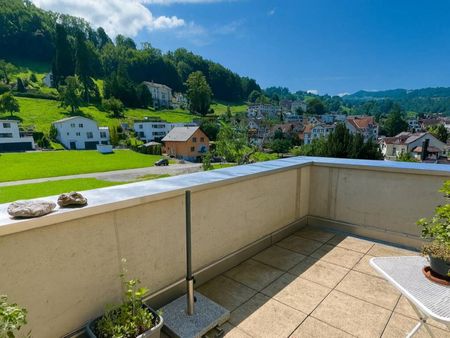 Moderne 4.5-Zimmer-Attika-Wohnung: grosse Terrasse mit Aussicht - Foto 4