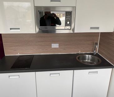 1 bedroom flat to rent - Photo 6