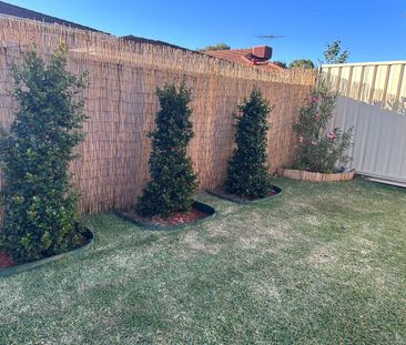 13 Waterford Avenue, Waterford, WA 6152 - Photo 2