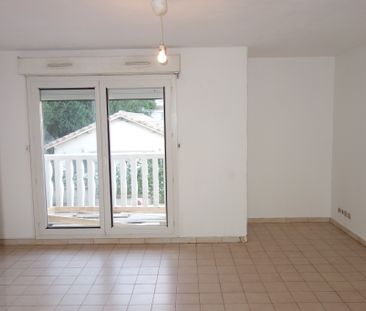 Location Appartement 1 pièce 24m² NIMES 30900 - Photo 1