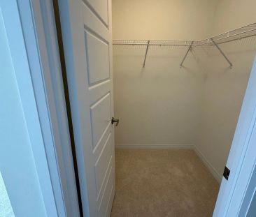 Condo Townhouse For Lease | X8472960 - Photo 4