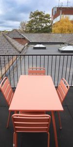 1 bedroom in a house share to rent - Photo 4