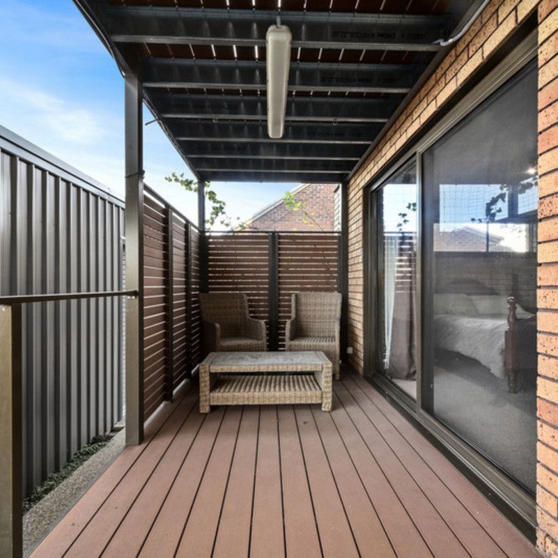 9 Vermeer Avenue - Photo 1