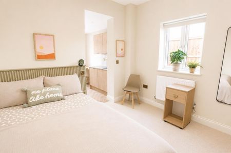 Rayleigh Avenue, Westcliff-On-Sea - Photo 3