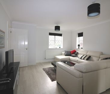 Kingston Avenue, Shoeburyness, Southend-on-Sea, Essex, SS3 8TS - Photo 3