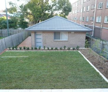 LARGE 2 BEDROOM GRANNY FLAT - Photo 1