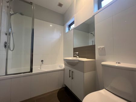 8/16 Shepparson Avenue, Carnegie VIC 3163 - Apartment For Rent | Domain - Photo 2