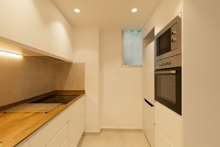 Carrer del Doctor Josep Juan Dómine, Valencia, Valencian Community 46011 - Photo 2