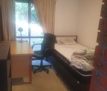 Vermont South - Photo 1