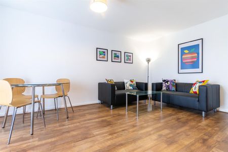 Rialto Building, Quayside - Photo 2