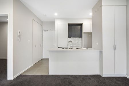 216/125 Wellsvale Drive, Googong - Photo 4