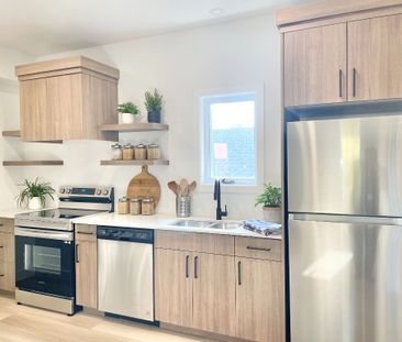 28 Carlton Ave - Photo 3