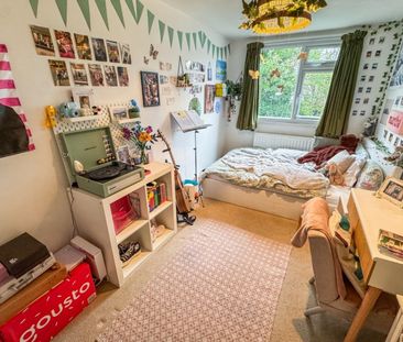 4 bedroom House To Let - Photo 6