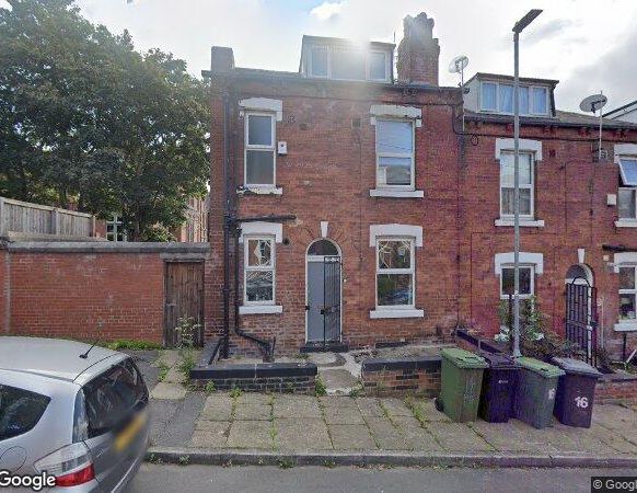 2 Bed Terraced House, Pennington Grove, LS6 - Photo 1