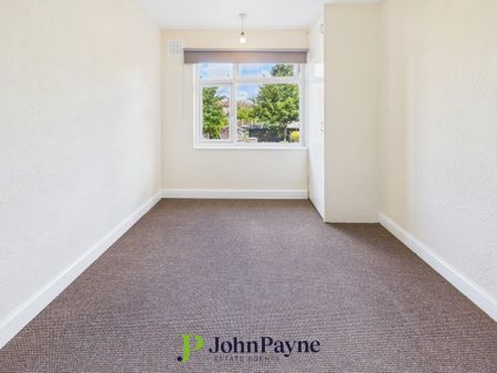 Torrington Avenue, Tile Hill, Coventry, CV4 9AR - Photo 5