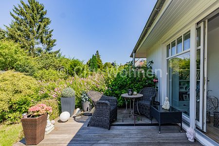 Möblierte 2-Zimmer-Wohnung mit Terrasse in Hamburg-Volksdorf - Foto 4