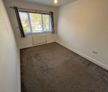 Three Bedroom Detached Property for Rent in Stockport - Photo 2