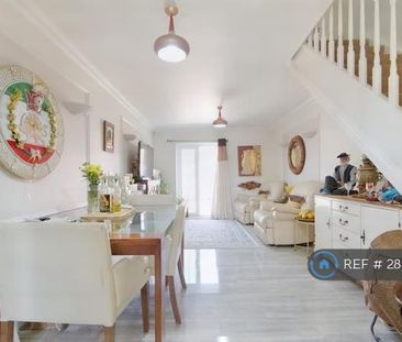 1 bedroom in a house share to rent - Photo 5