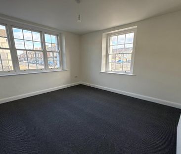1 bedroom ground floor flat to rent - Photo 3