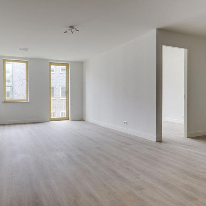 Appartement te huur: Naritaweg 195-D 1043 CB Amsterdam - Photo 1