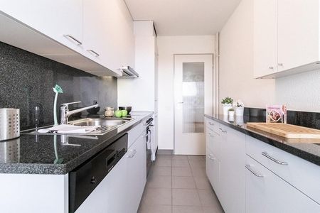Schöne moderne 3.5 Zimmerwohnung mit Balkon und grüne Umgebung - Photo 5